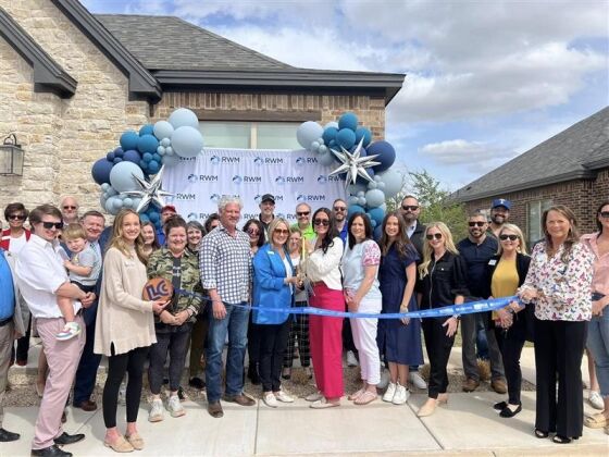 OfficialRibbonCutting1
